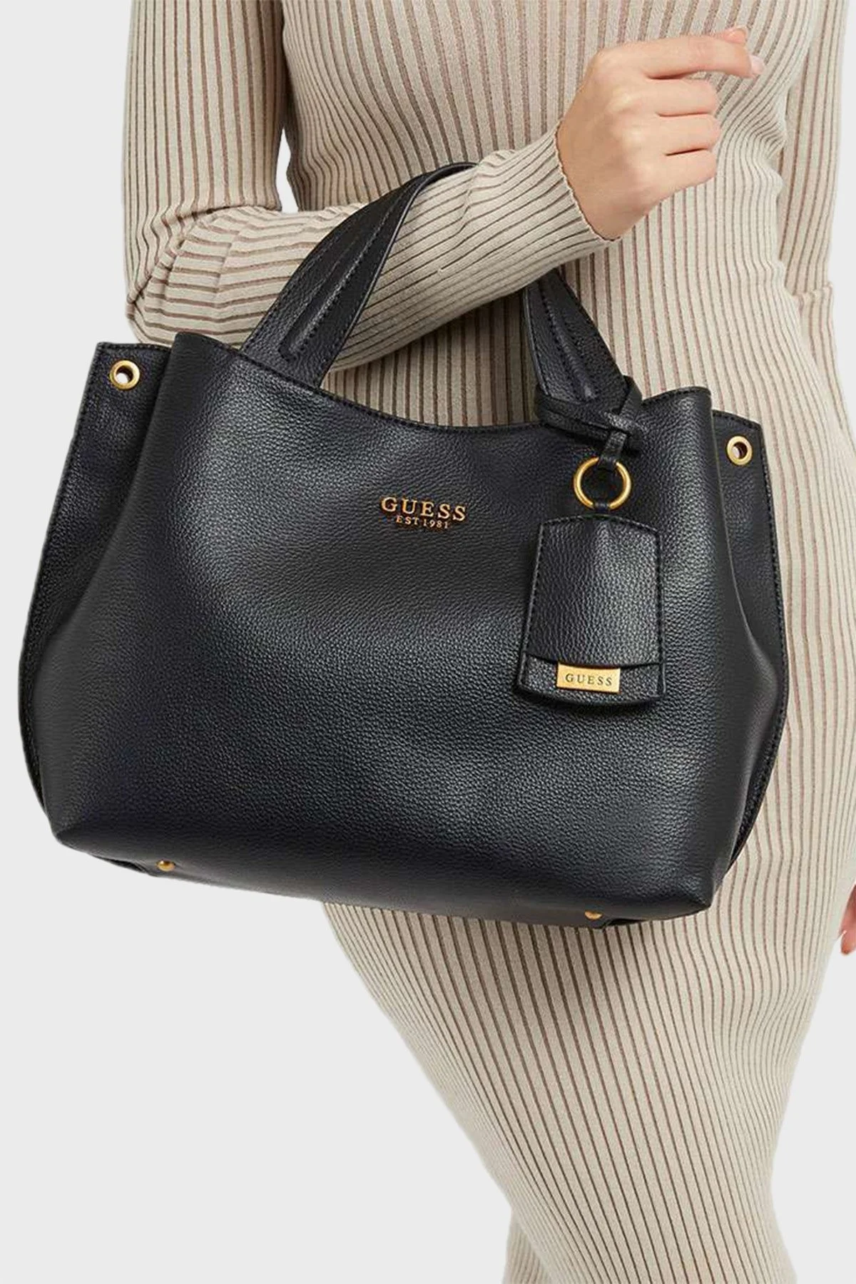 Guess Zed Logolu Zincir Askılı Bayan Çanta HWVB8683220 BLA SİYAH - 2