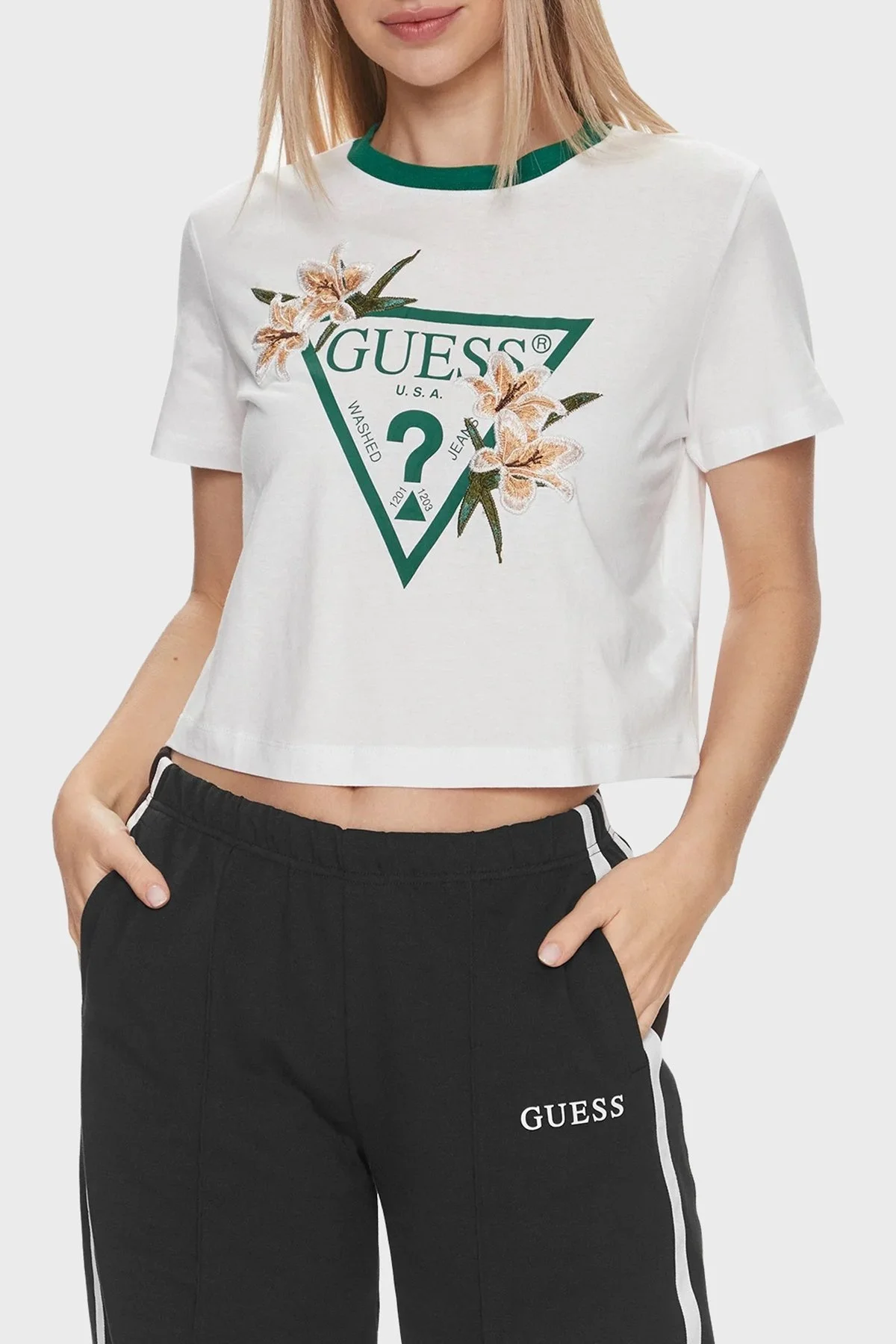 Guess Zoey Pamuklu Boxy Fit T Shirt V4GI02K46D1 Bayan Crop V4GI02 K46D1 G011 BEYAZ - 1