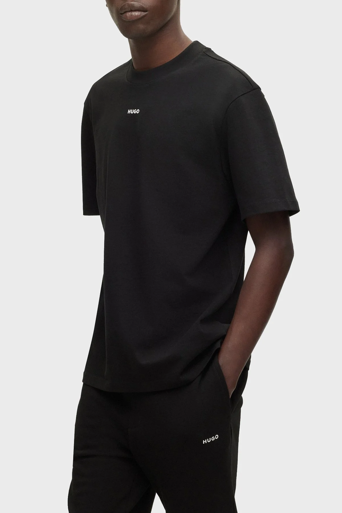 Hugo % 100 Pamuk Bisiklet Yaka Relaxed Fit Erkek T Shirt 50488330 001 SİYAH - 1