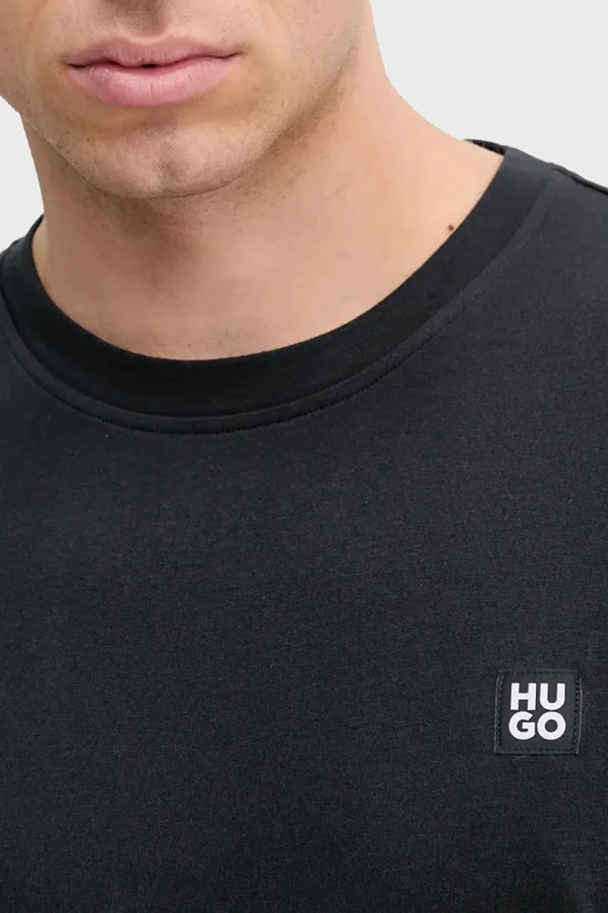 Hugo % 100 Pamuk Relaxed Fit Bisiklet Yaka Logolu Erkek T Shirt 50539052 001 SİYAH - 3