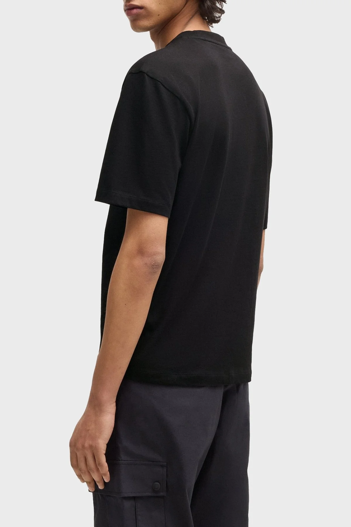 Hugo % 100 Pamuk Relaxed Fit Bisiklet Yaka Logolu Erkek T Shirt 50542766 001 SİYAH - 3