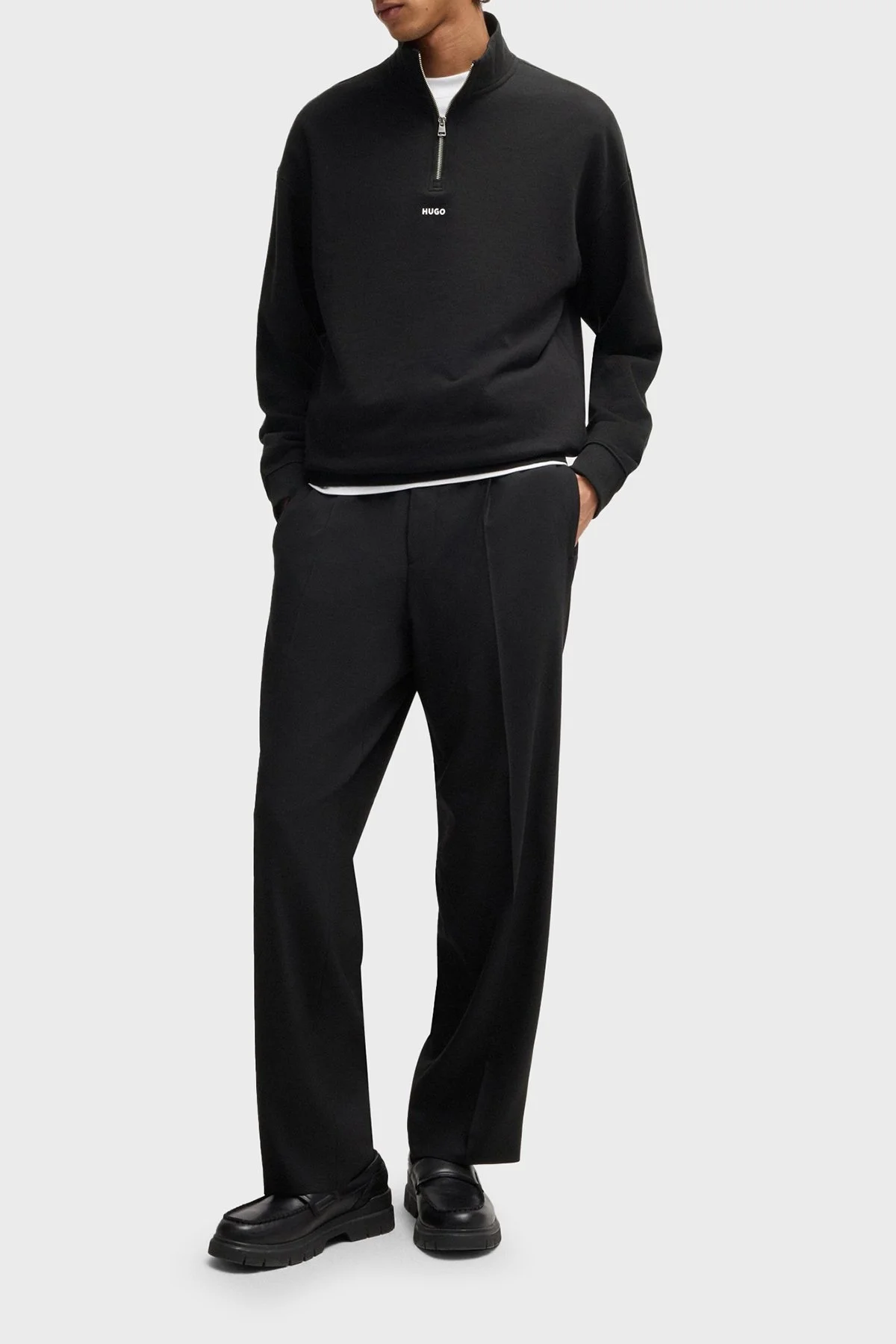 Hugo % 100 Pamuk Relaxed Fit Dik Yaka Logolu Erkek Sweat 50525881 001 SİYAH - 2