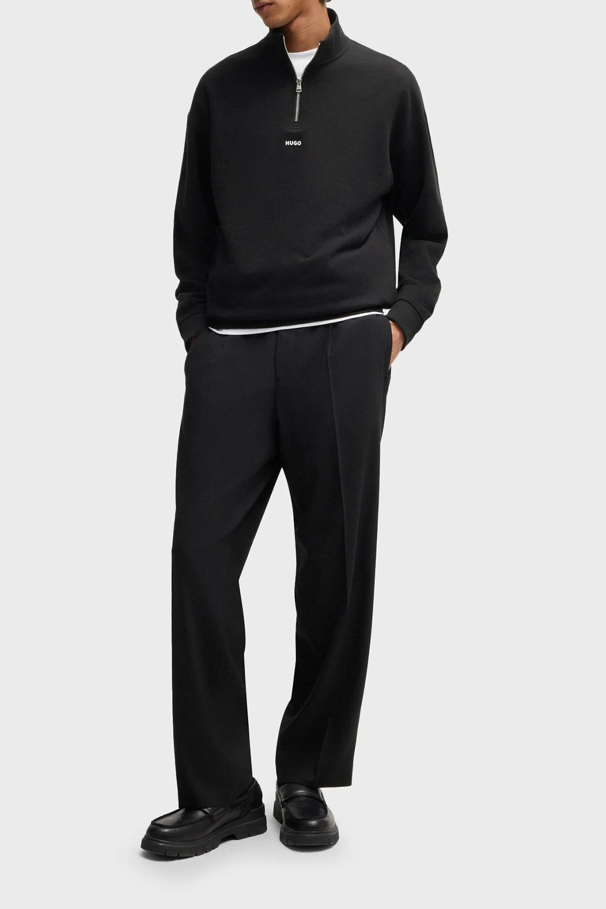 Hugo % 100 Pamuk Relaxed Fit Dik Yaka Logolu Erkek Sweat 50525881 001 SİYAH - 2