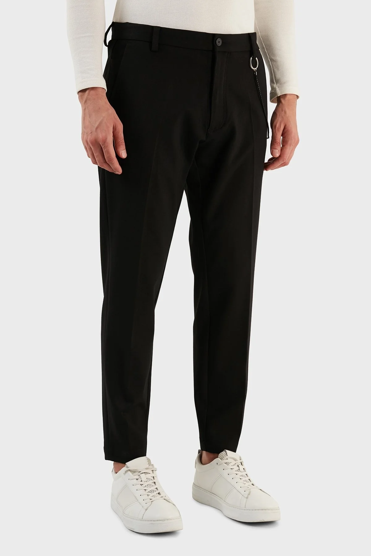 Hugo Aksesuar Detaylı Regular Fit Erkek Pantolon 50481307 001 SİYAH - 4