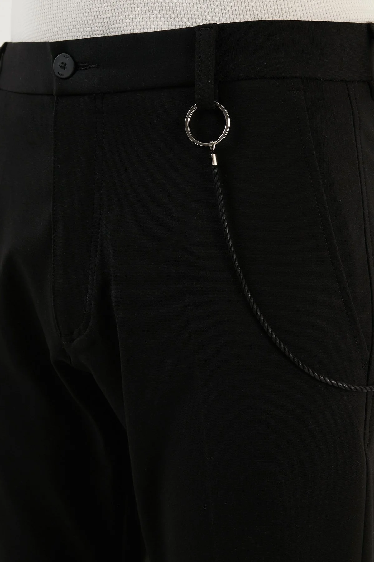 Hugo Aksesuar Detaylı Regular Fit Erkek Pantolon 50481307 001 SİYAH - 5