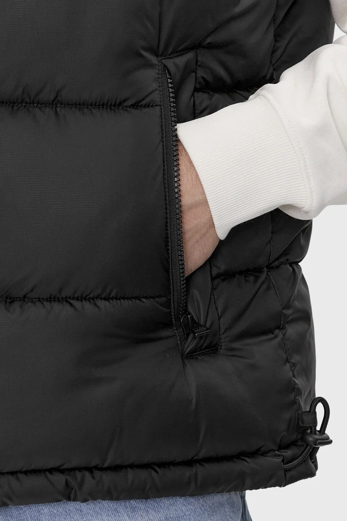 Hugo Cepli Dik Yaka Regular Fit Şişme Erkek Yelek 50496251 001 SİYAH - 4