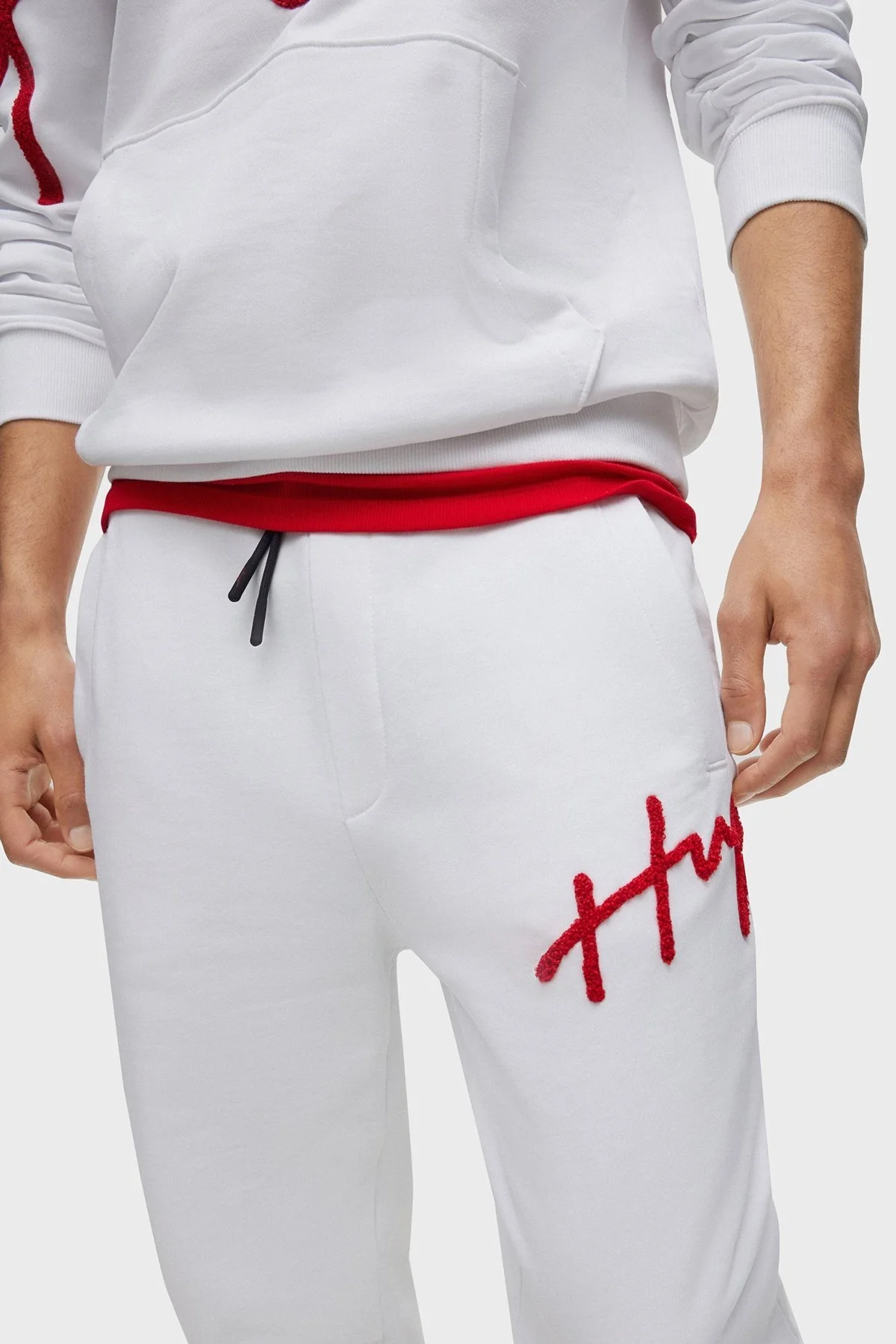 Hugo El Yazısı Logo İşlemeli Pamuklu Regular Fit Spor Erkek Pantolon 50482921 100 BEYAZ - 4