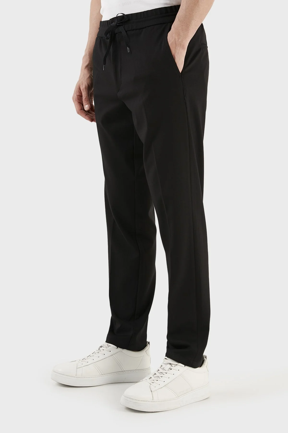 Hugo Esnek Konforlu Belden Bağlamalı Tapered Fit Erkek Pantolon 50483757 001 SİYAH - 4
