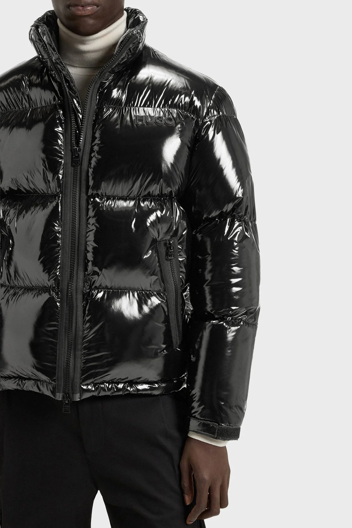 Hugo Kapitoneli Regular Fit Dik Yaka Su İtici Parlak Şişme Erkek Mont 50549251 001 SİYAH - 5