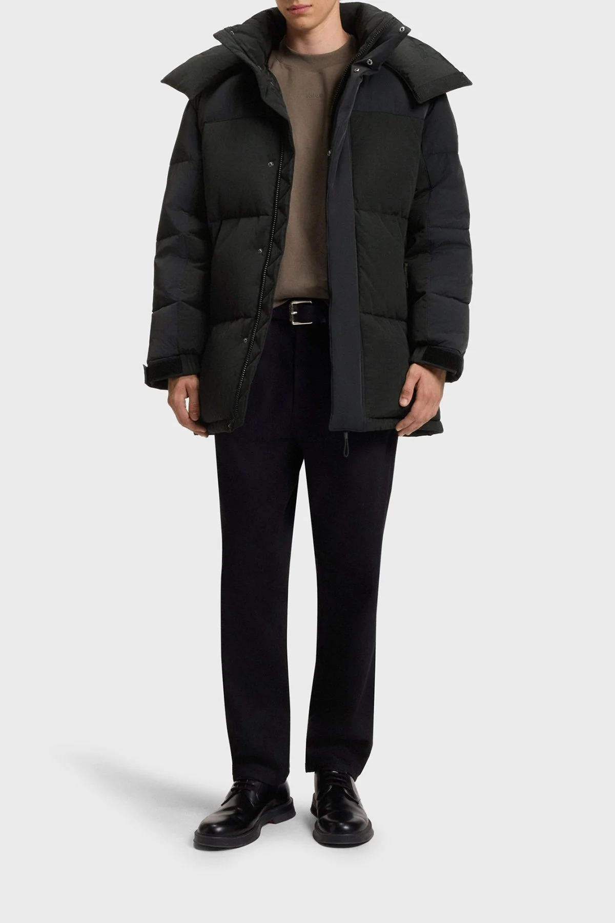 Hugo Kapitoneli Regular Fit Kapüşonlu Su İtici Erkek Mont 50547890 001 SİYAH - 2