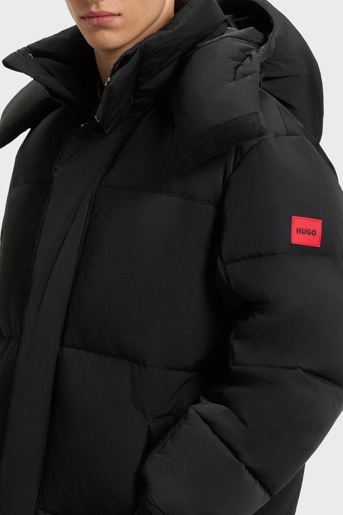Hugo Kapitoneli Regular Fit Kapüşonlu Su İtici Erkek Mont 50547890 001 SİYAH - 5