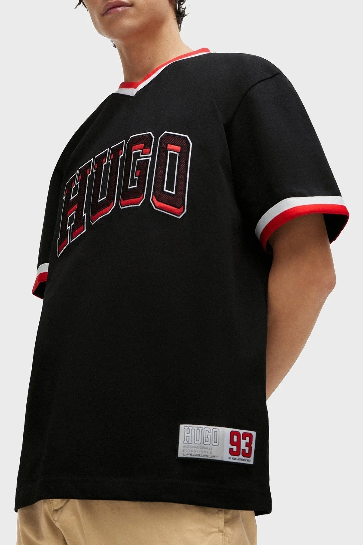 Hugo Logo Baskılı % 100 Pamuk Relaxed Fit V Yaka Erkek T Shirt 50510173 001 SİYAH - 4