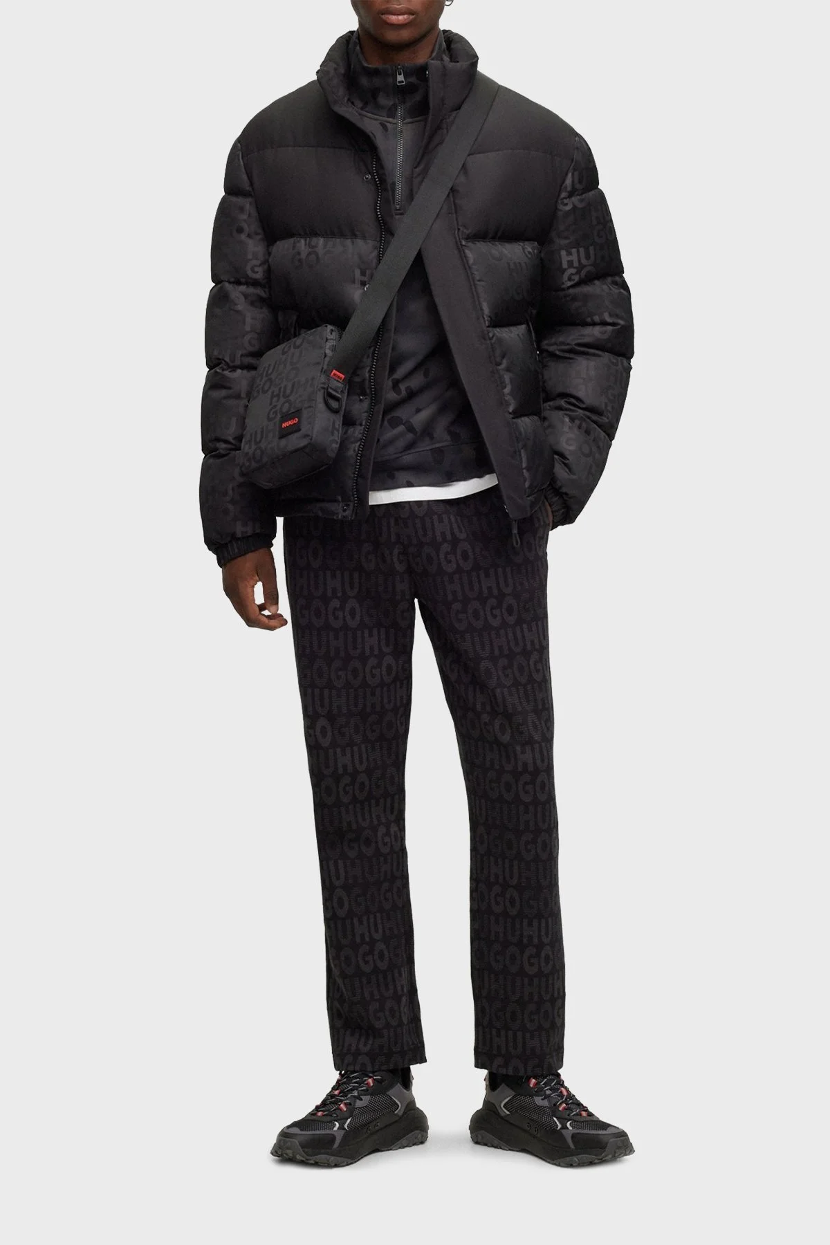 Hugo Logolu Ayarlanabilir Askılı Fermuarlı Erkek Çanta 50504099 001 SİYAH - 3