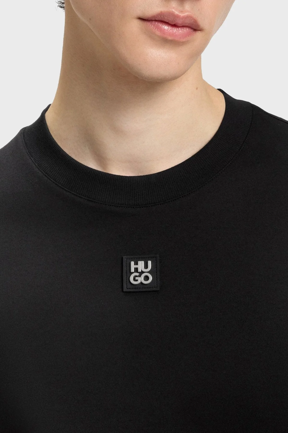 Hugo Logolu Bisiklet Yaka % 100 Pamuk Regular Fit Erkek T Shirt 50505201 002 SİYAH - 4