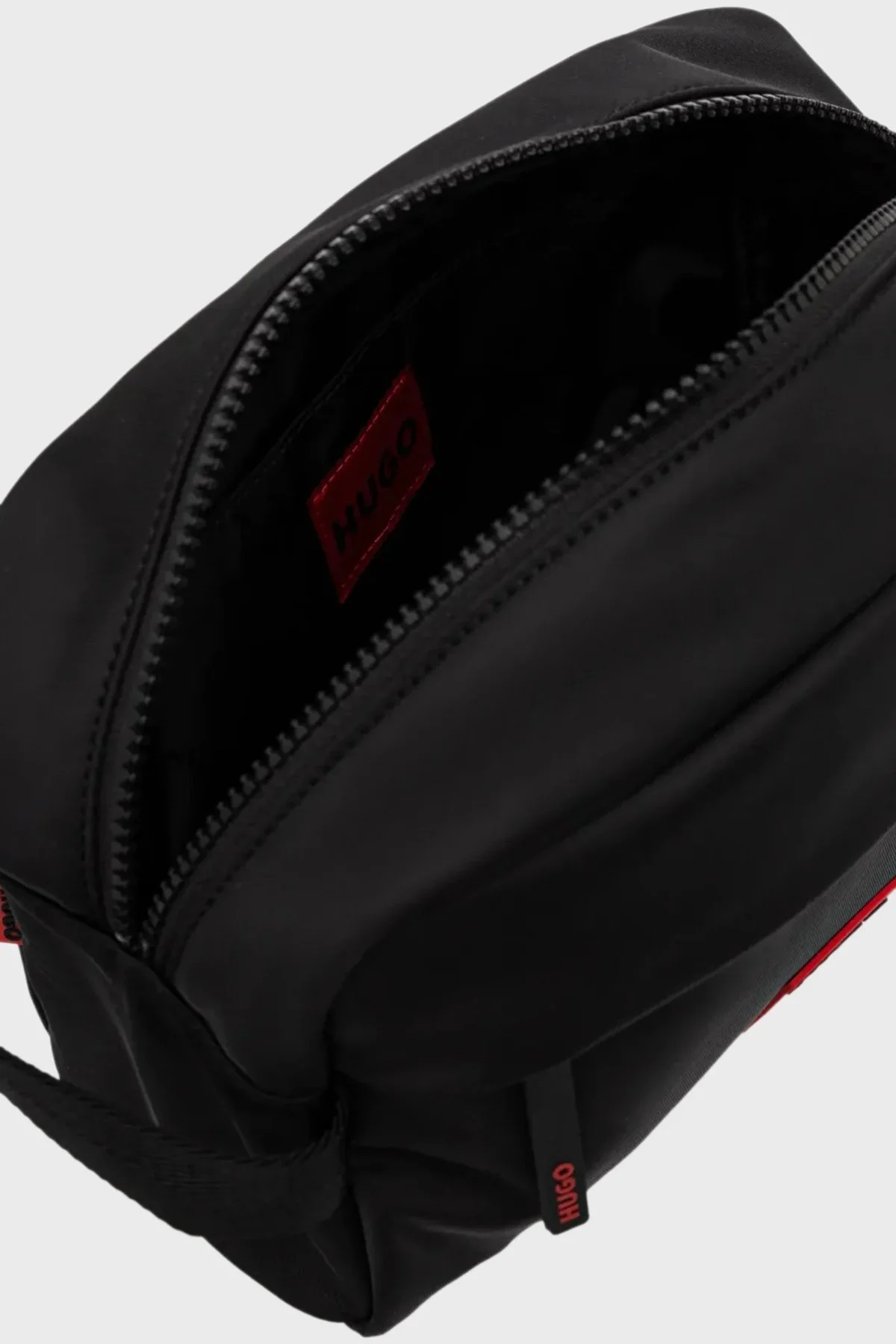 Hugo Logolu Fermuarlı Tek Saplı Erkek Çanta 50535641 002 SİYAH - 5