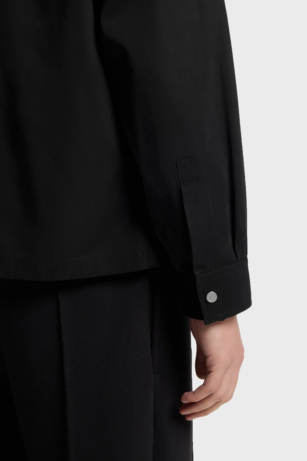 Hugo Logolu Oversize Fit Fermuarlı Erkek Gömlek 50564330 001 Siyah - 4
