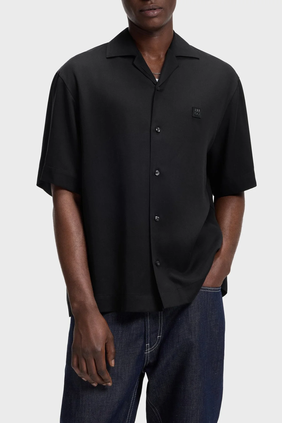 Hugo Logolu Oversize Fit Klasik Yaka Kısa Kollu Erkek Gömlek 50560593 001 SİYAH - 1