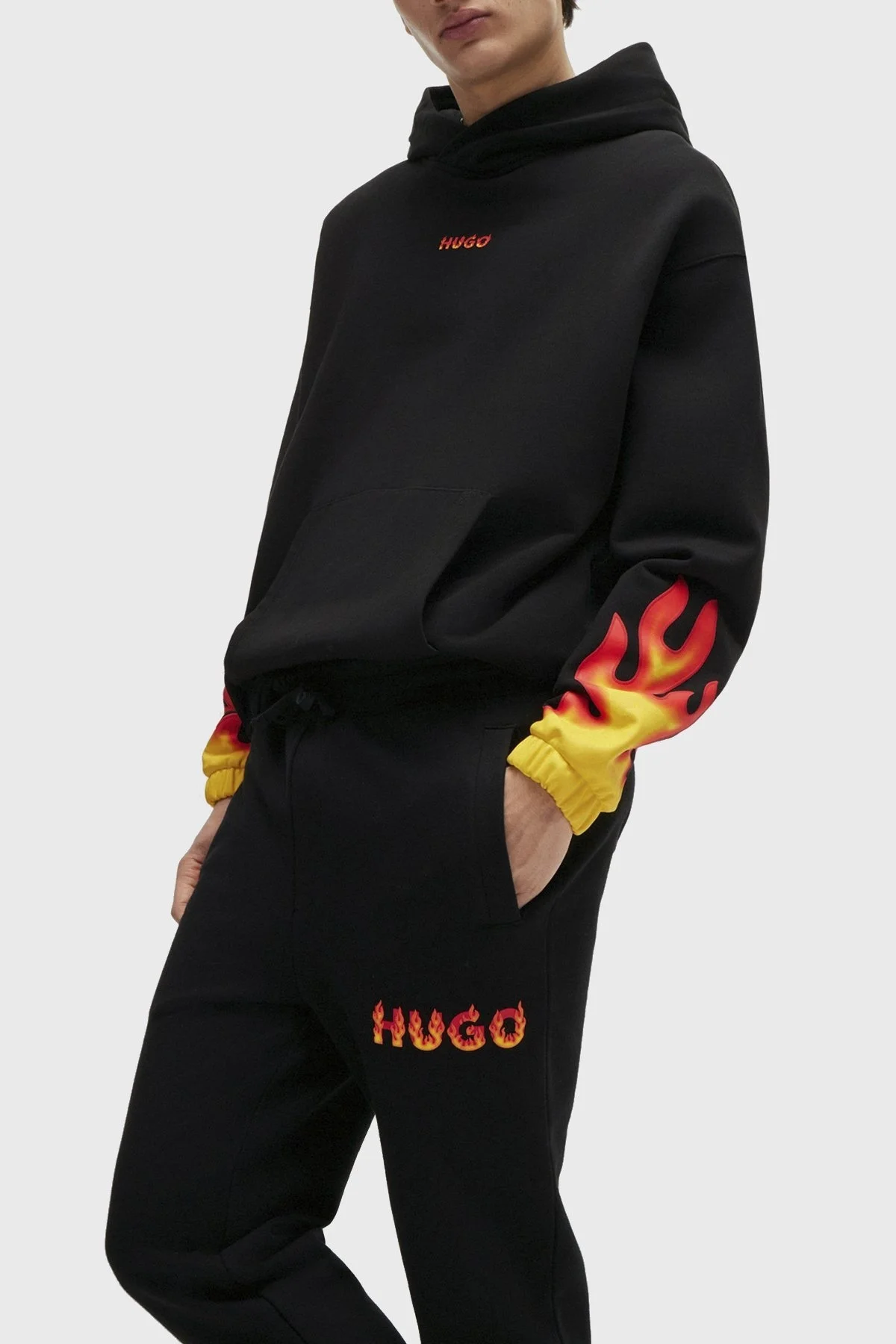 Hugo Logolu Pamuklu Belden Bağlamalı Regular Fit Erkek Pantolon 50504788 001 SİYAH - 4