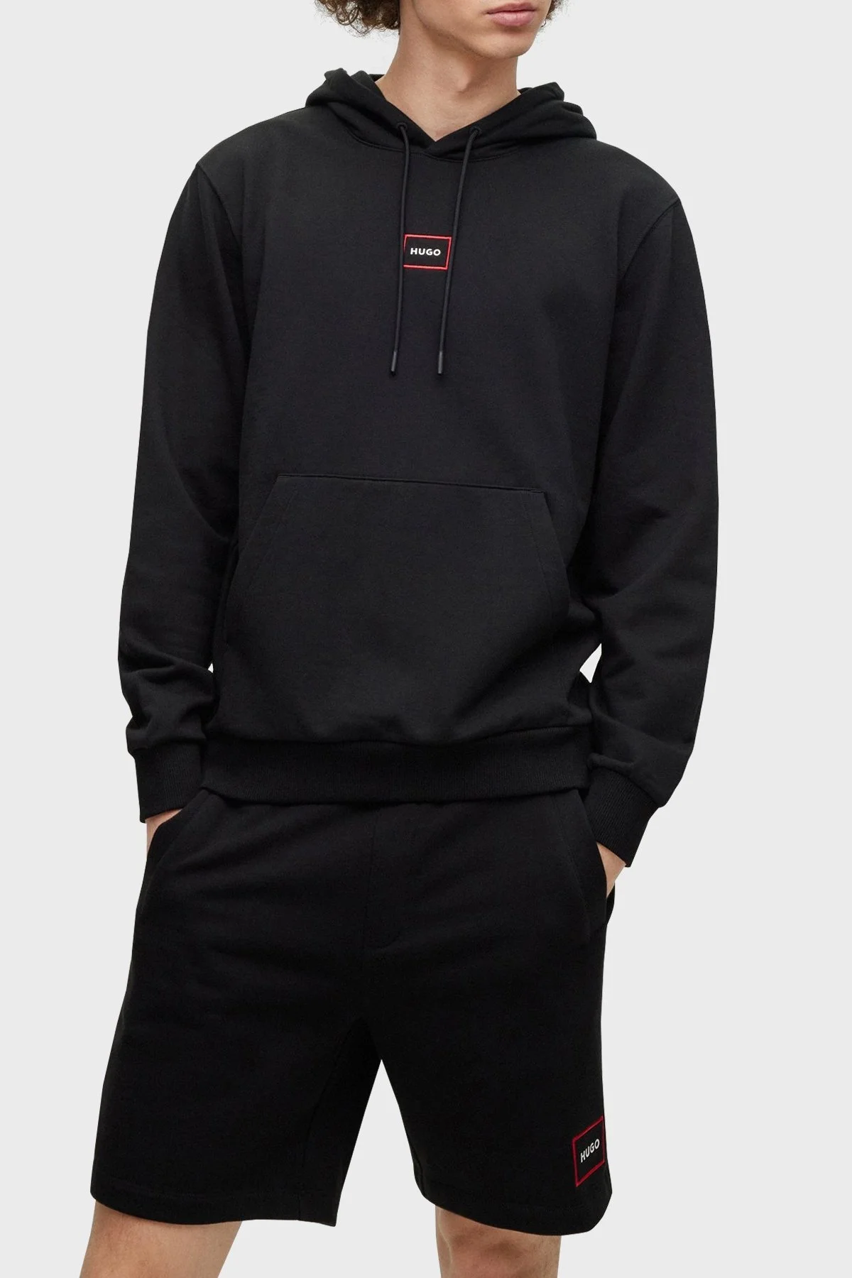 Hugo Logolu Pamuklu Kapüşonlu Kanguru Cepli Relaxed Fit Erkek Sweat 50481327 001 SİYAH - 1