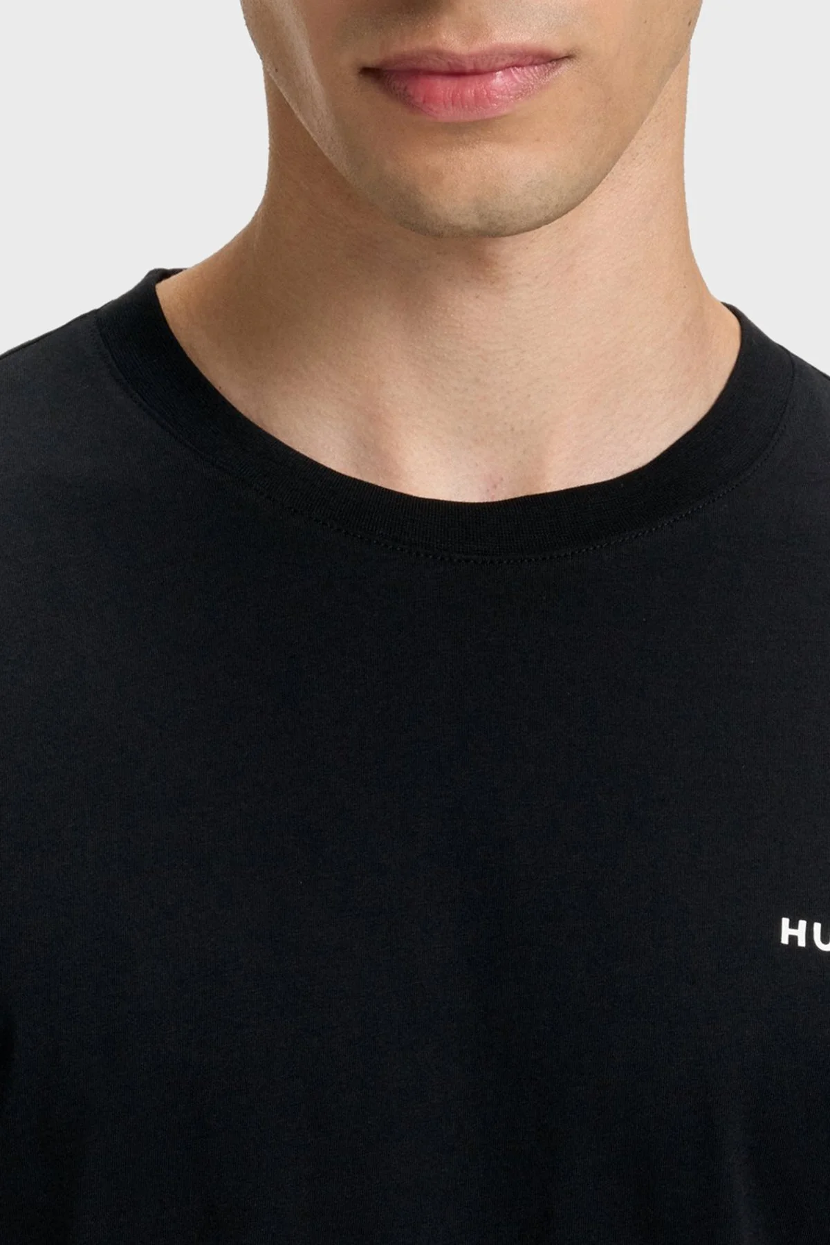 Hugo Logolu Pamuklu Regular Fit Bisiklet Yaka Erkek T Shirt 50466158 001 SİYAH - 4