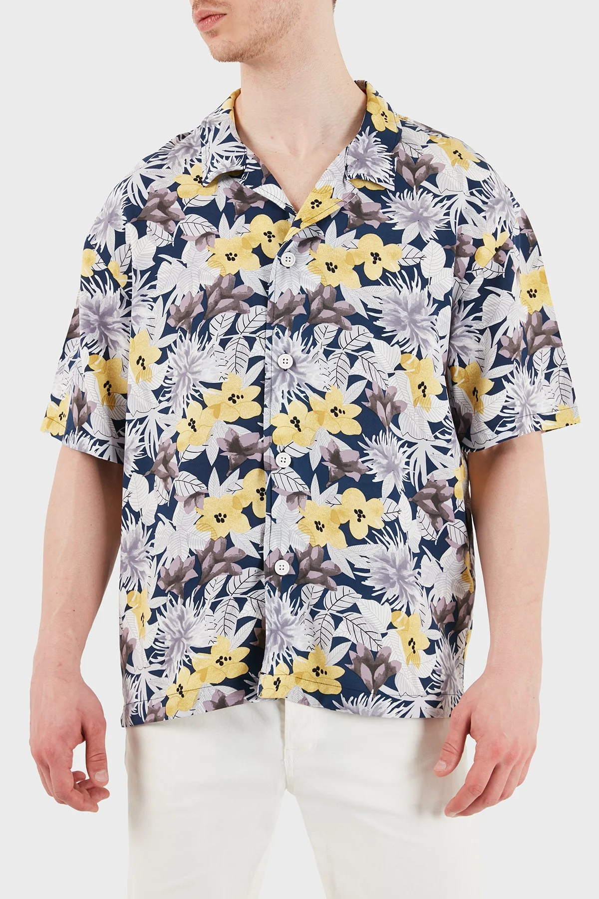 Hugo Logolu Relaxed Fit Klasik Yaka Kısa Kollu Erkek Gömlek 50540065 799 LACİVERT SARI - 5