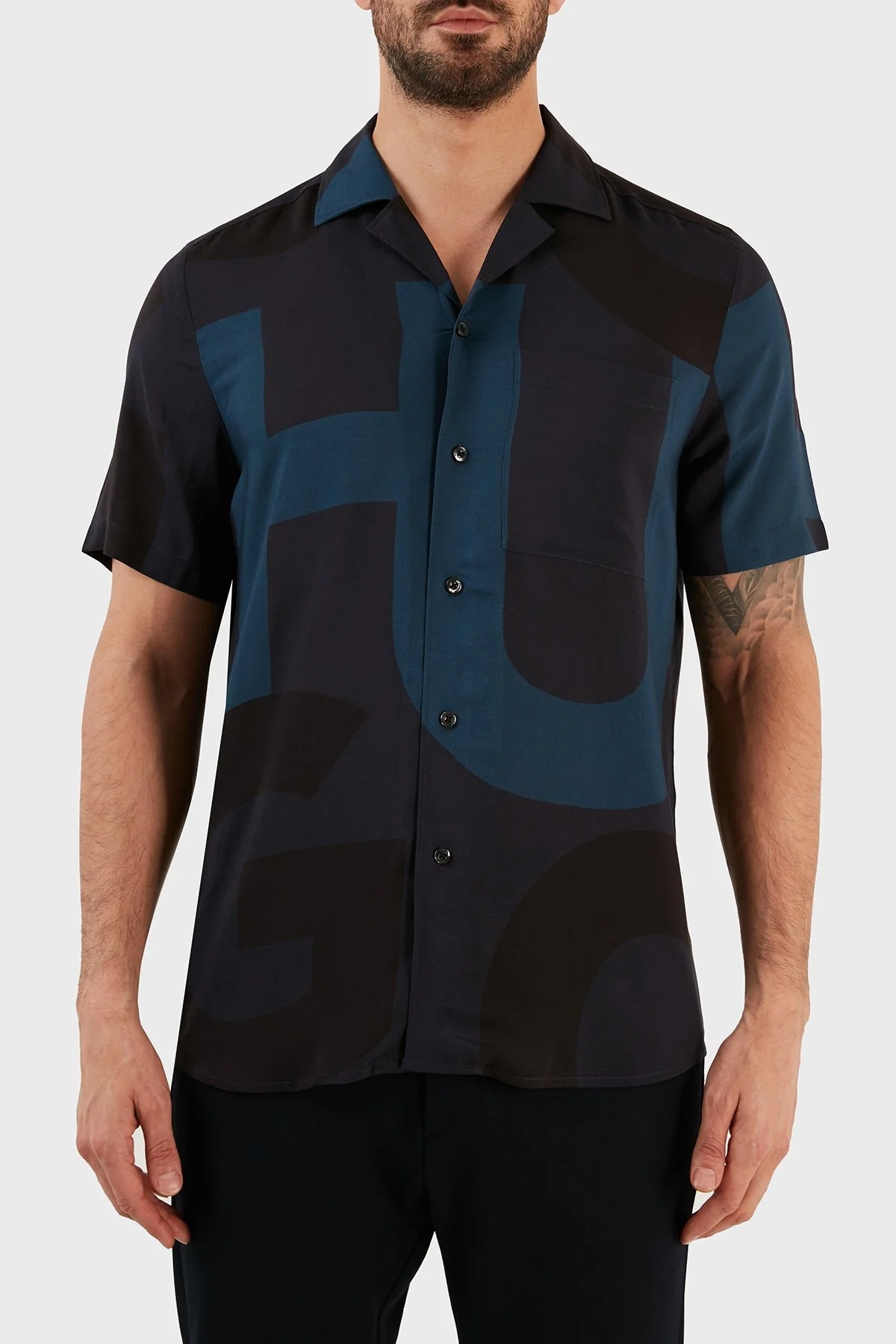 Hugo Logolu Relaxed Fit Tek Cepli Kısa Kollu Erkek Gömlek 50484382 405 LACİVERT - 1