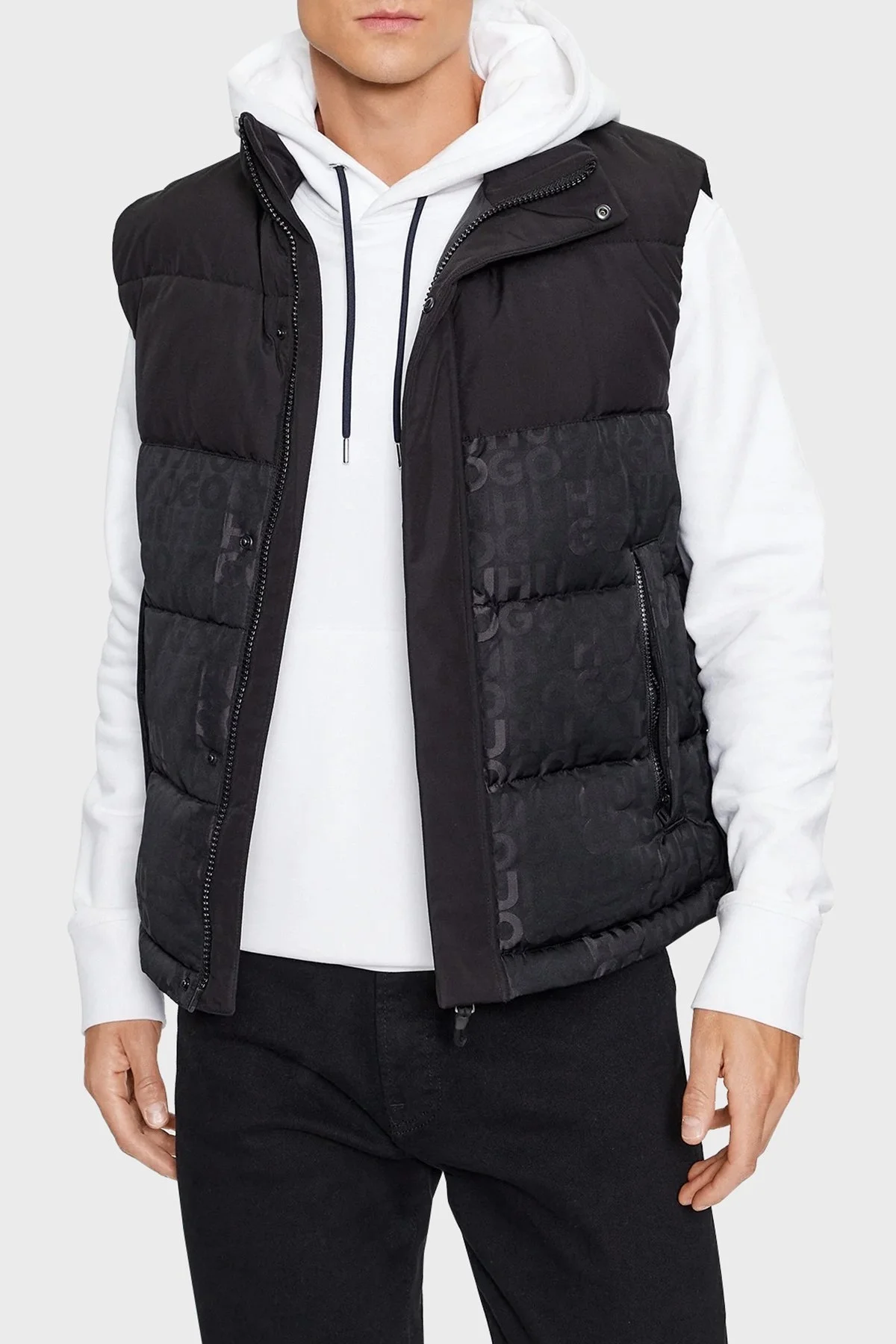 Hugo Monogram Logolu Dik Yaka Cepli Regular Fit Şişme Erkek Yelek 50496234 001 SİYAH - 1
