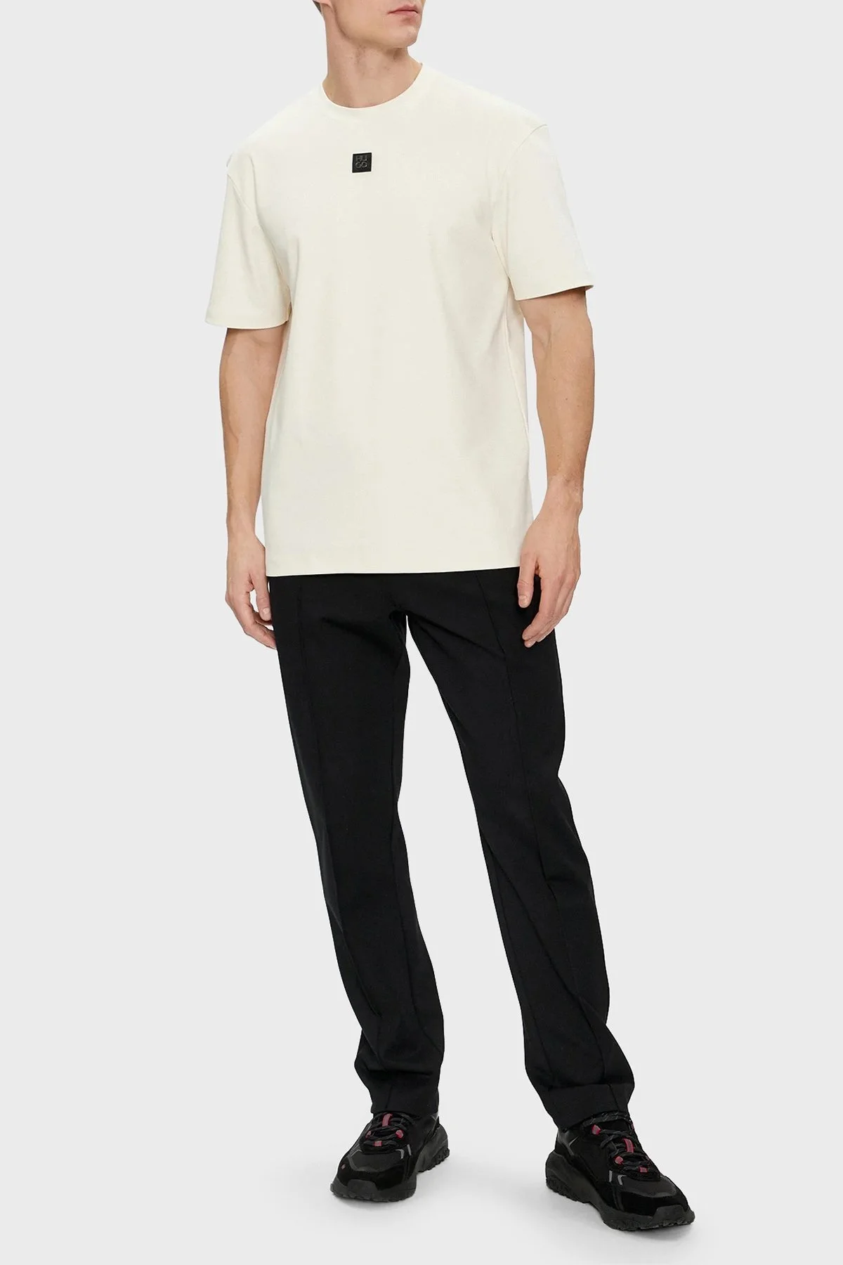 Hugo Pamuklu Bisiklet Yaka Regular Fit Erkek T Shirt 50505201 121 EKRU - 3