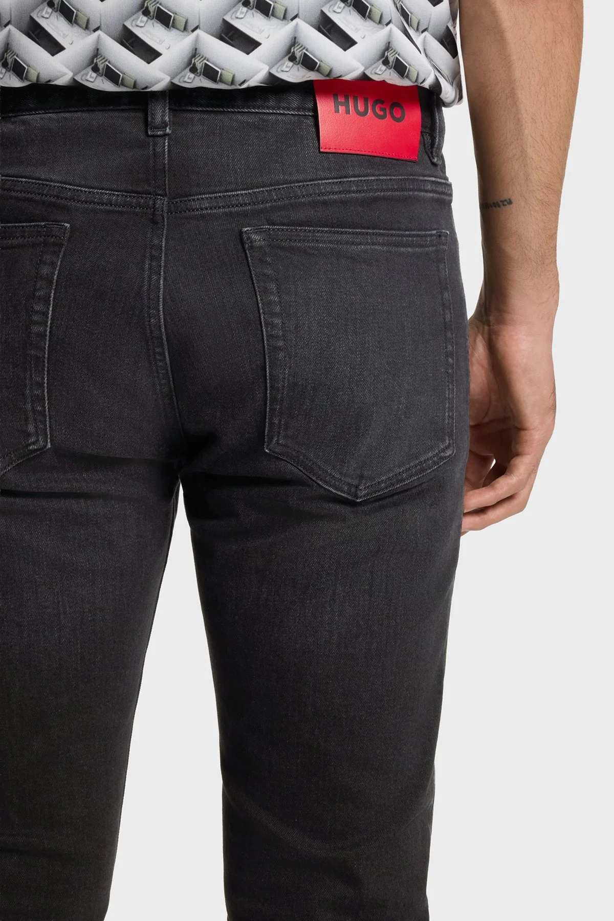 Hugo Pamuklu Esnek Kumaştan Slim Fit Dar Paça Jeans Erkek Kot Pantolon 50555179 021 KOYU GRİ - 4