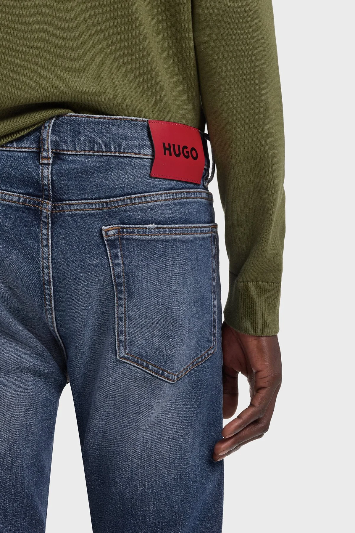Hugo Pamuklu Esnek Kumaştan Slim Fit Dar Paça Jeans Erkek Kot Pantolon 50555182 413 LACİVERT - 4