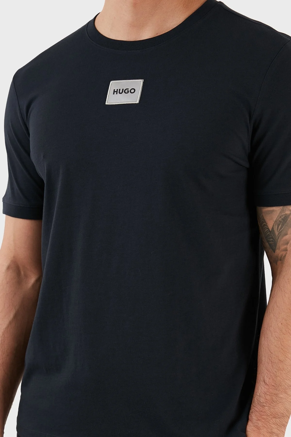 Hugo Pamuklu Regular Fit Bisiklet Yaka Erkek T Shirt 50484698 405 LACİVERT - 4