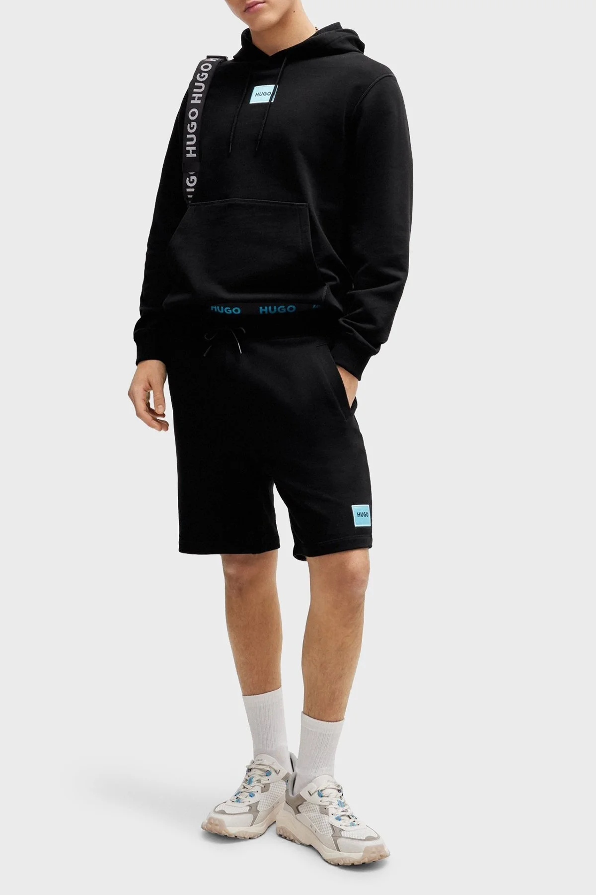 Hugo Pamuklu Regular Fit Cepli Erkek Short 50466196 009 SİYAH - 8