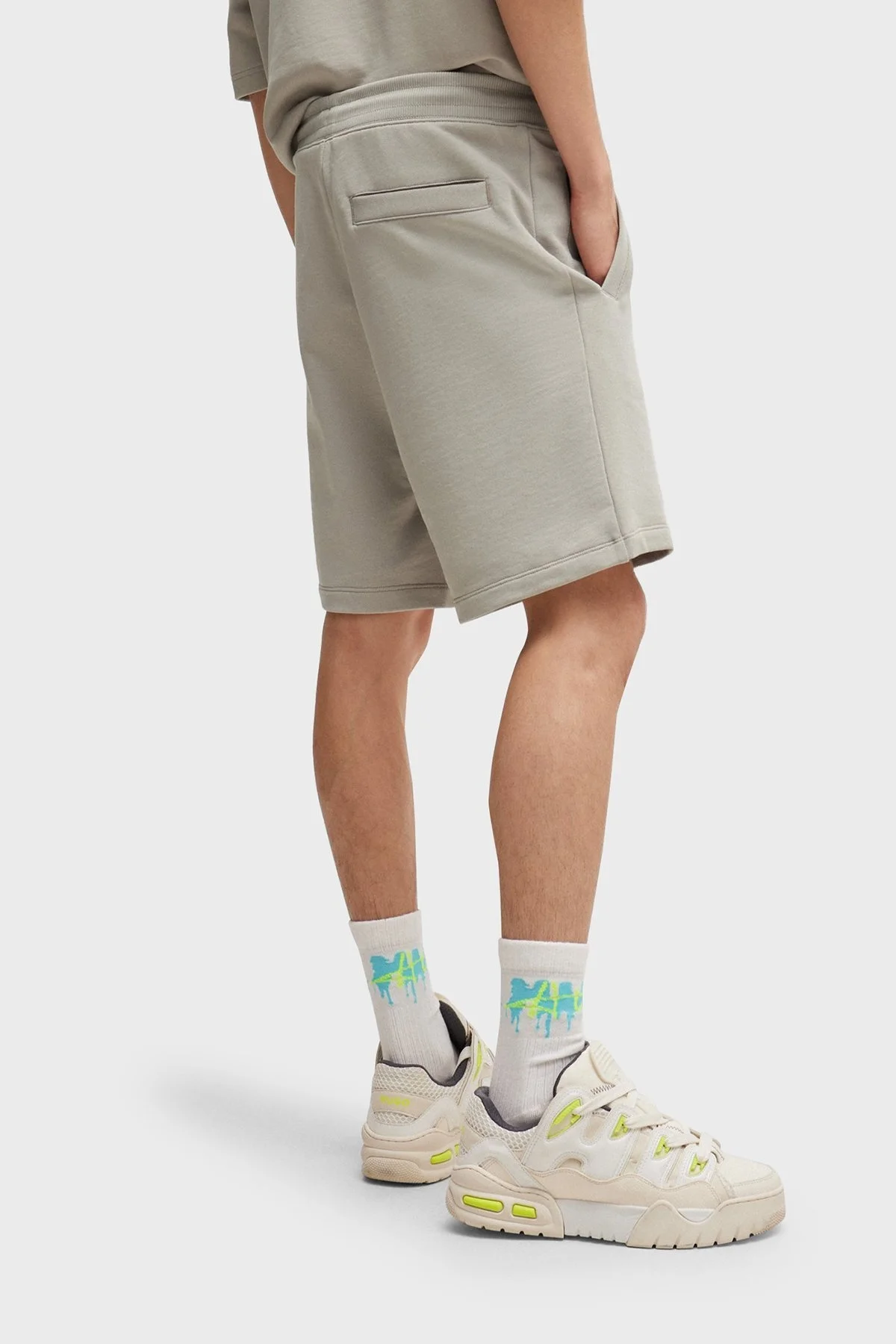 Hugo Pamuklu Regular Fit Cepli Erkek Short 50466196 055 AÇIK GRİ - 10