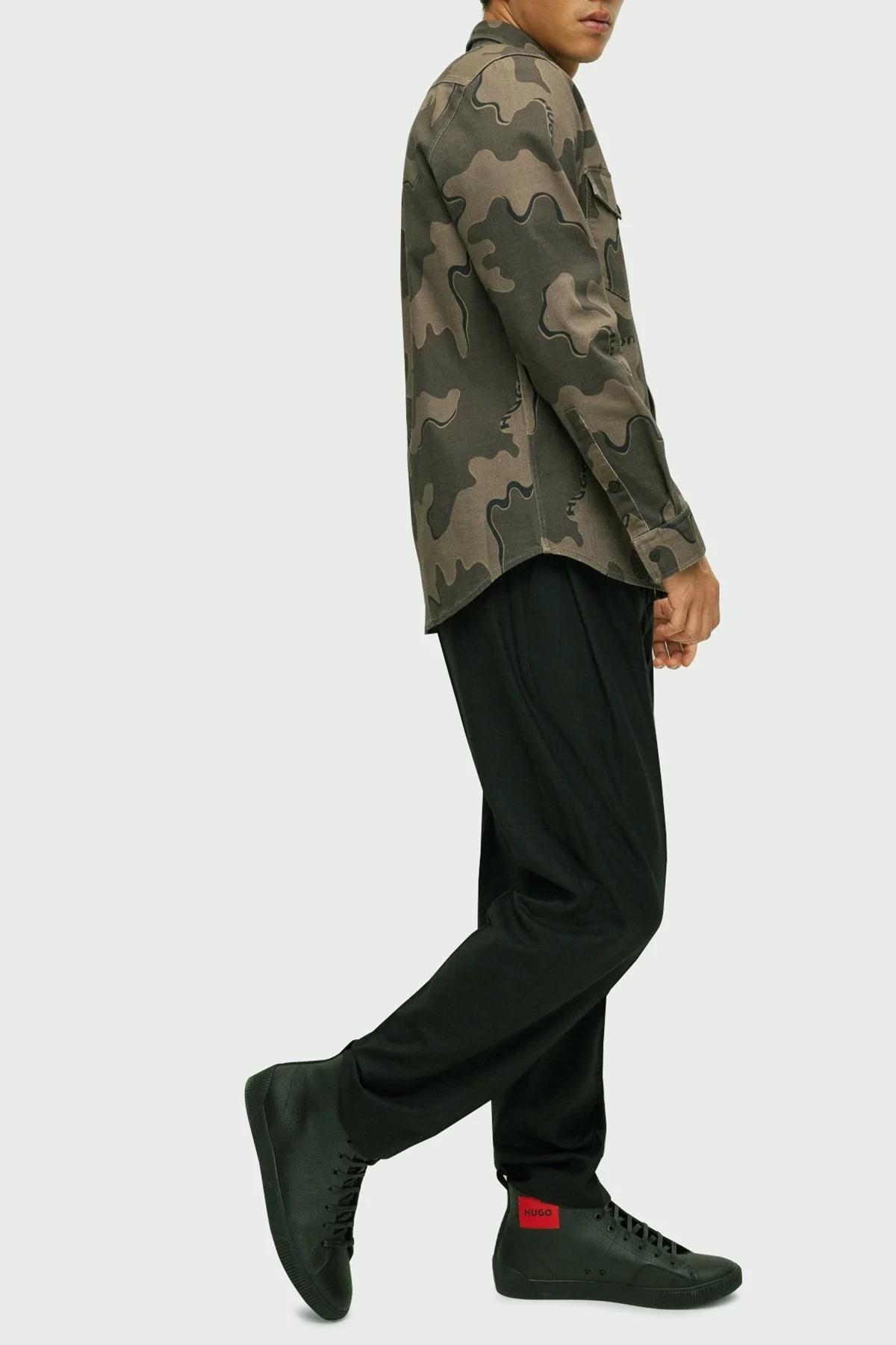 Hugo Pamuklu Relaxed Fit Çift Cepli Erkek Gömlek 50479329 960 HAKİ - 2