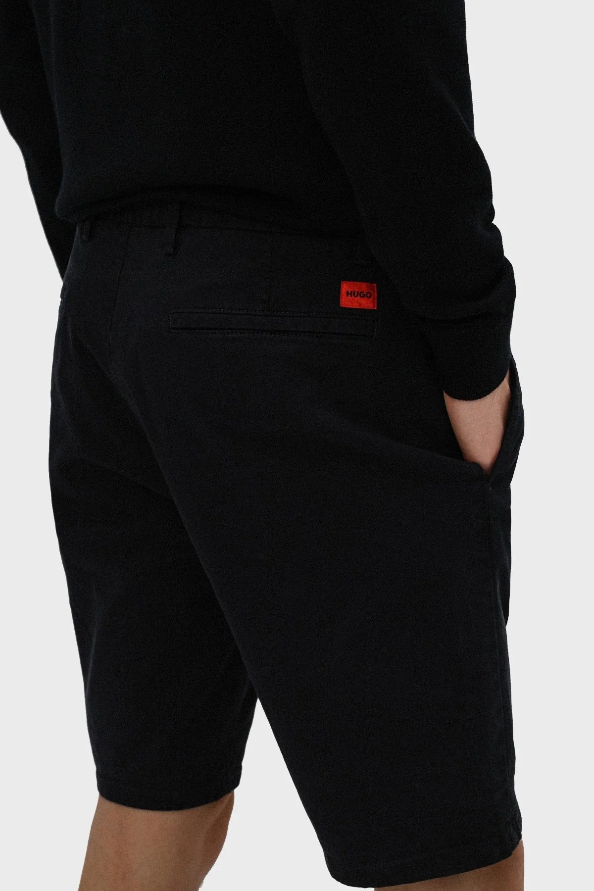 Hugo Pamuklu Slim Fit Cepli Erkek Short 50471182 001 SİYAH - 4