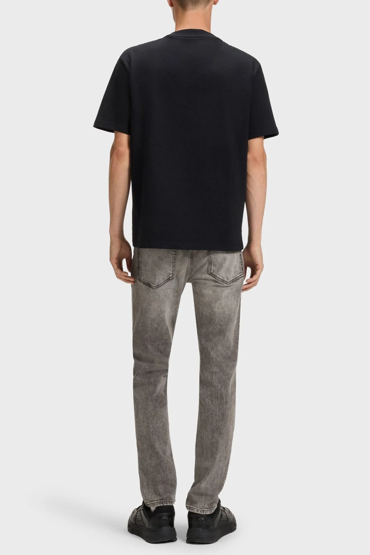 Hugo Pamuklu Slim Fit Normal Bel Dar Paça Jeans Erkek Kot Pantolon 50542687 041 GRİ - 3