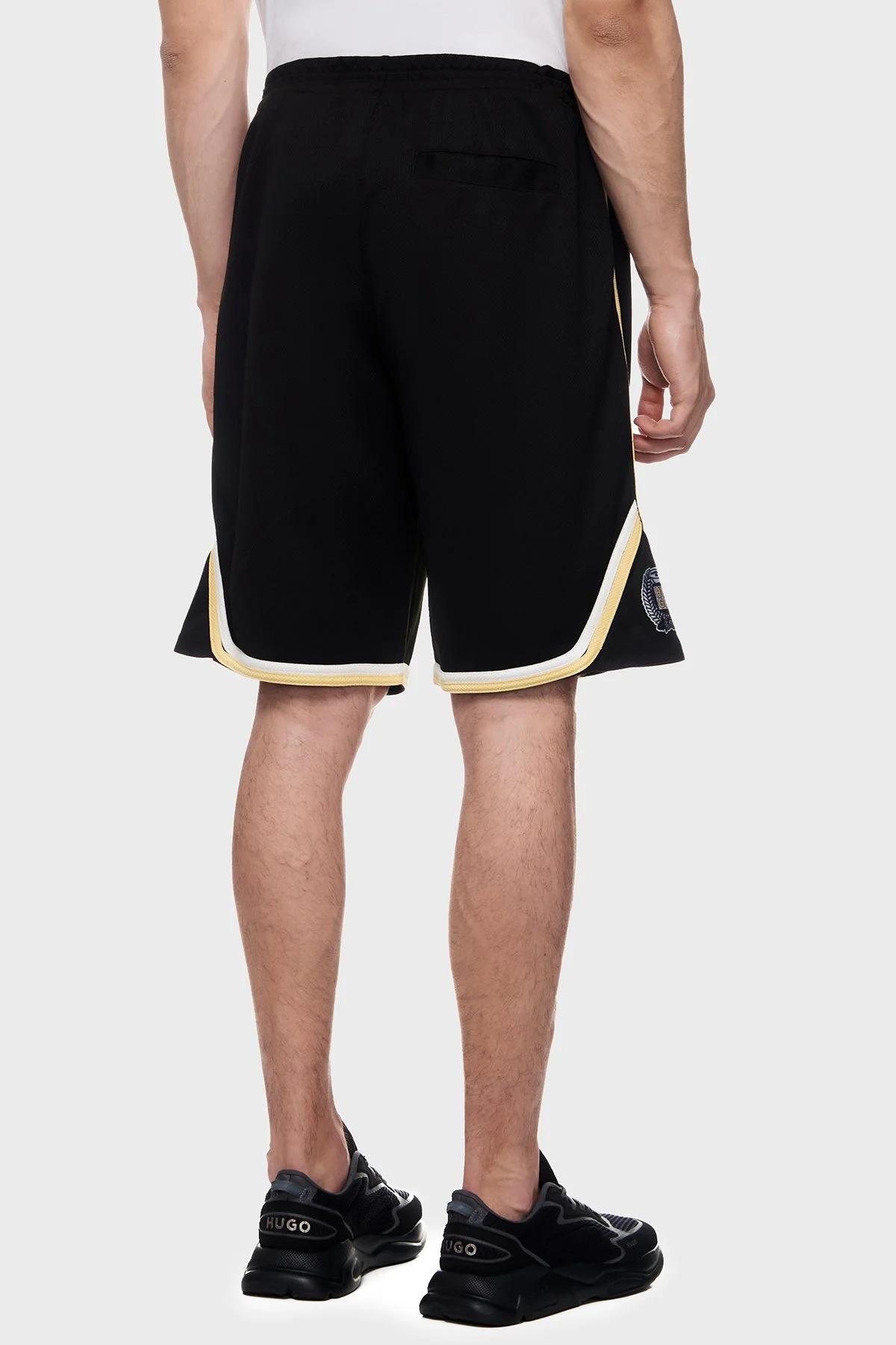 Hugo Relaxed Fit Logolu Erkek Short 50516089 001 SİYAH - 2