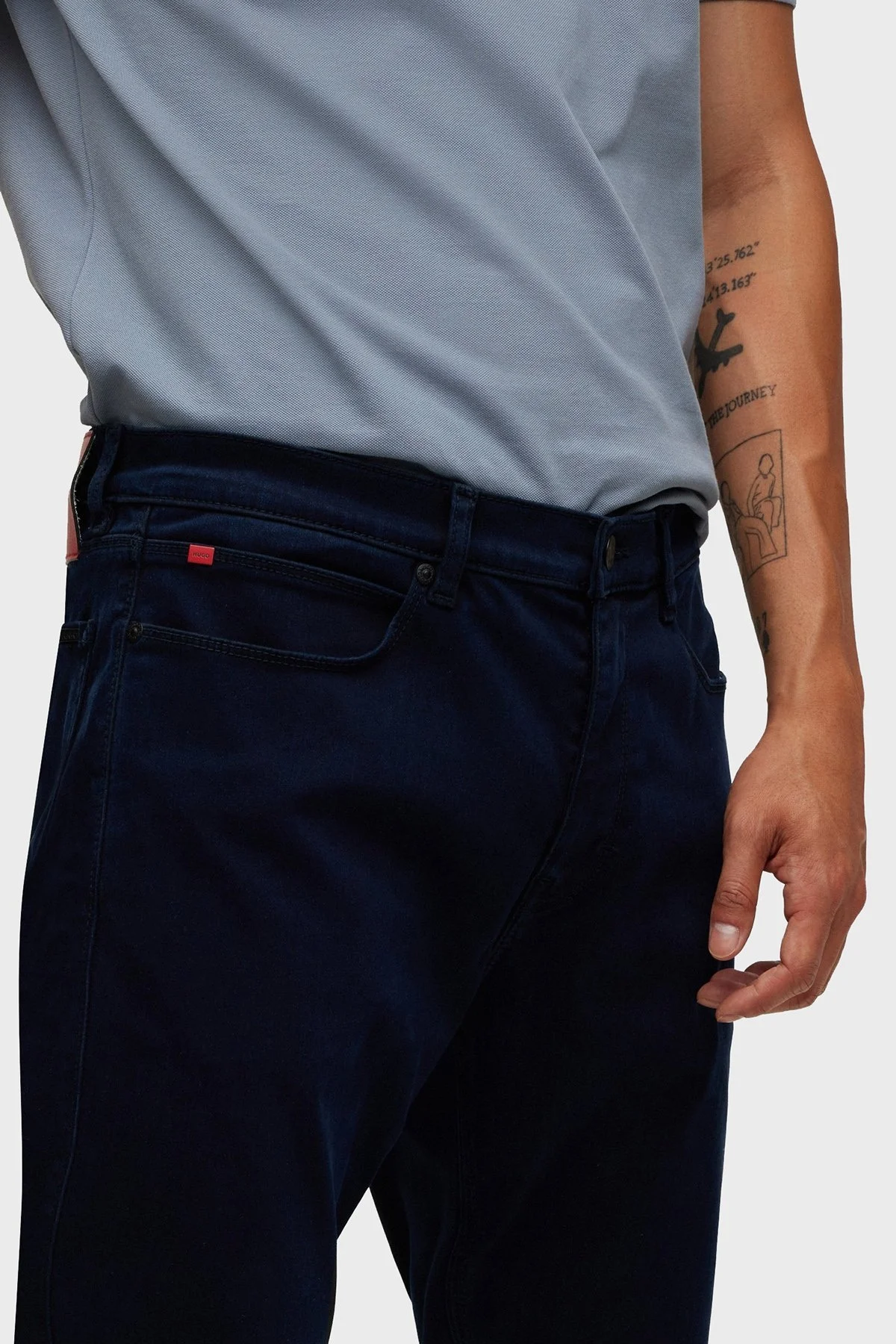 Hugo Süper Yumuşak Kottan Normal Bel Dar Kesim Jeans Erkek Kot Pantolon 50477593 402 LACİVERT - 4