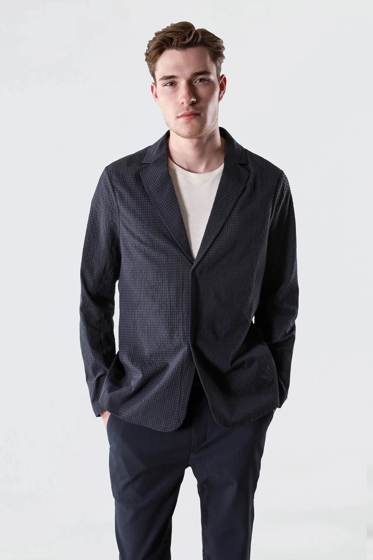 Isaora Dokuma Regular Fit Yırtmaçlı Apaş Yaka Blazer Erkek Ceket M24J7023 NAVY LACİVERT - 5