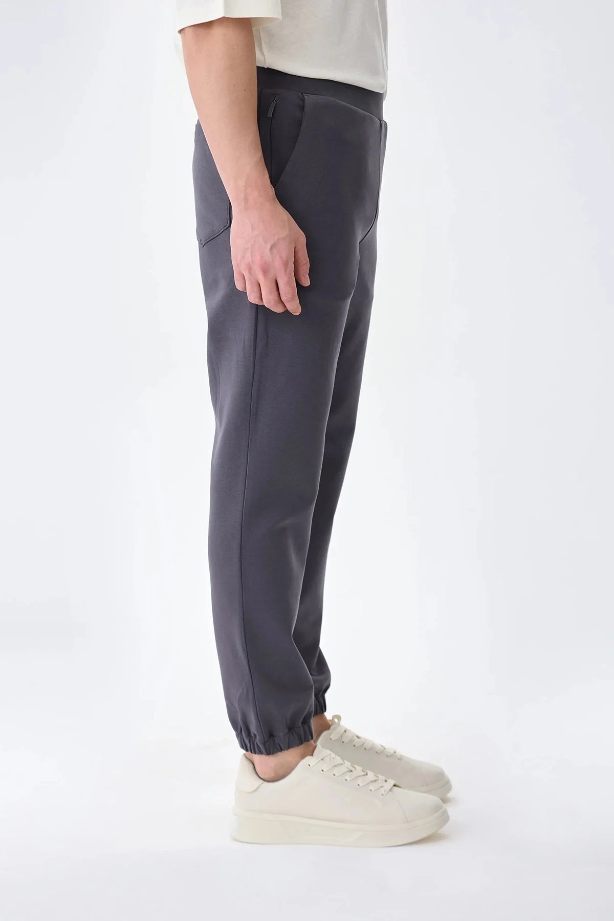 Isaora Pamuklu Relaxed Fit Normal Bel Lastikli Paça Jogger Erkek Pantolon ISR5402 DRG KOYU GRİ - 4