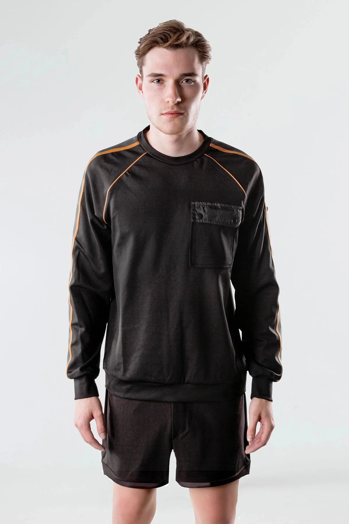 Isaora Şerit Detaylı Streç Relaxed Fit Göğüs Cepli Bisiklet Yaka Erkek Sweat M24S8102 888 SİYAH - 5