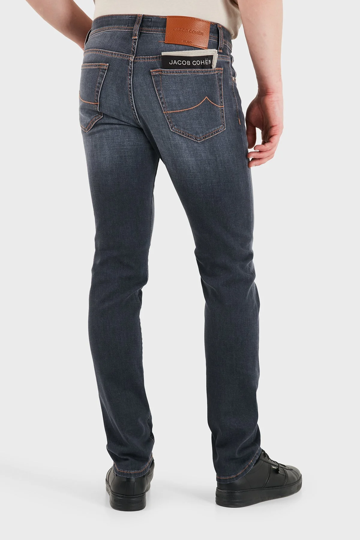 Jacob Cohen Pamuklu Slim Fit Normal Bel Dar Paça Jeans Erkek Kot Pantolon JUM QE004 053 S4126 V1 600D SİYAH - 3