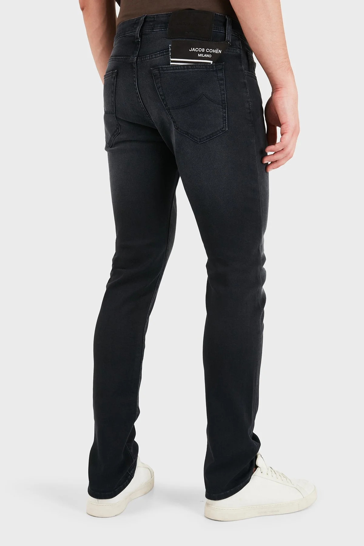Jacob Cohen Pamuklu Slim Fit Normal Bel Dar Paça Jeans Erkek Kot Pantolon JUM QE004 S3622 030S1 500D Siyah - 3