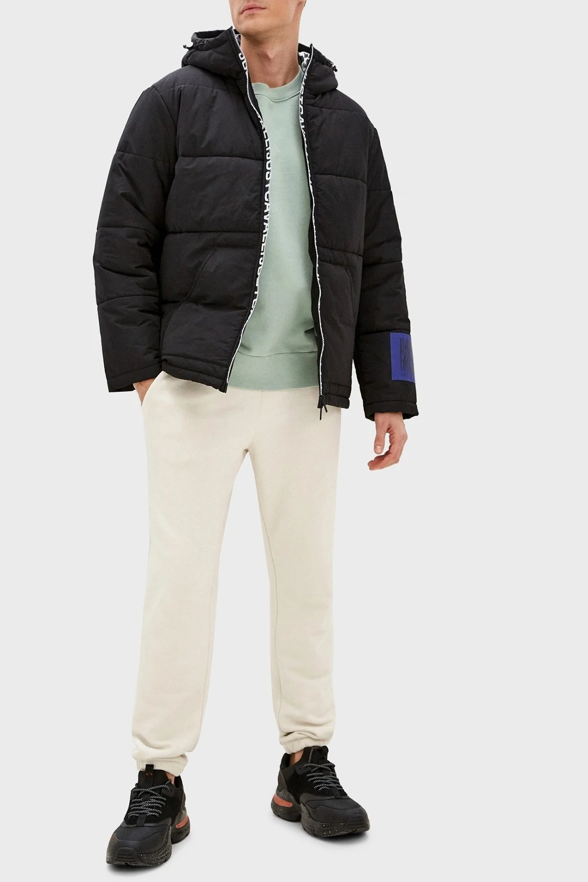 Just Cavalli Fermuarlı Regular Fit Kapüşonlu Dik Yaka Şişme Erkek Mont S03AM0363 N39716 900 SİYAH - 3