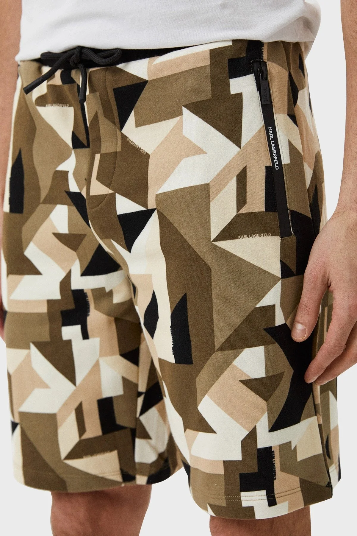 Karl Lagerfeld Pamuklu Desenli Regular Fit Erkek Short 705007 0 521900 540 HAKİ-BEJ - 4