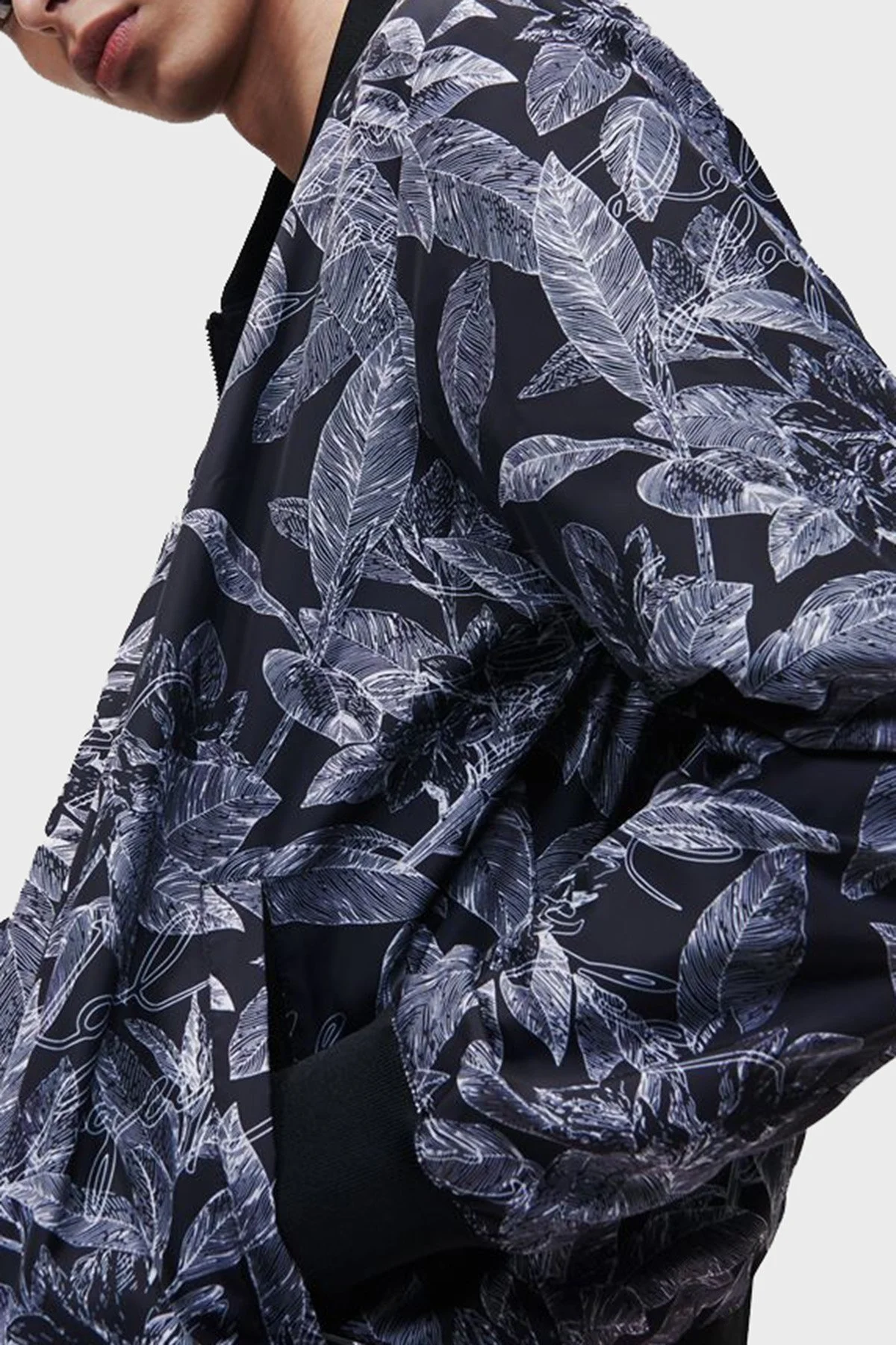 Karl Lagerfeld Regular Fit Çift Taraflı Bomber Erkek Mont 505007 0 521512 991 SİYAH-BEYAZ - 4