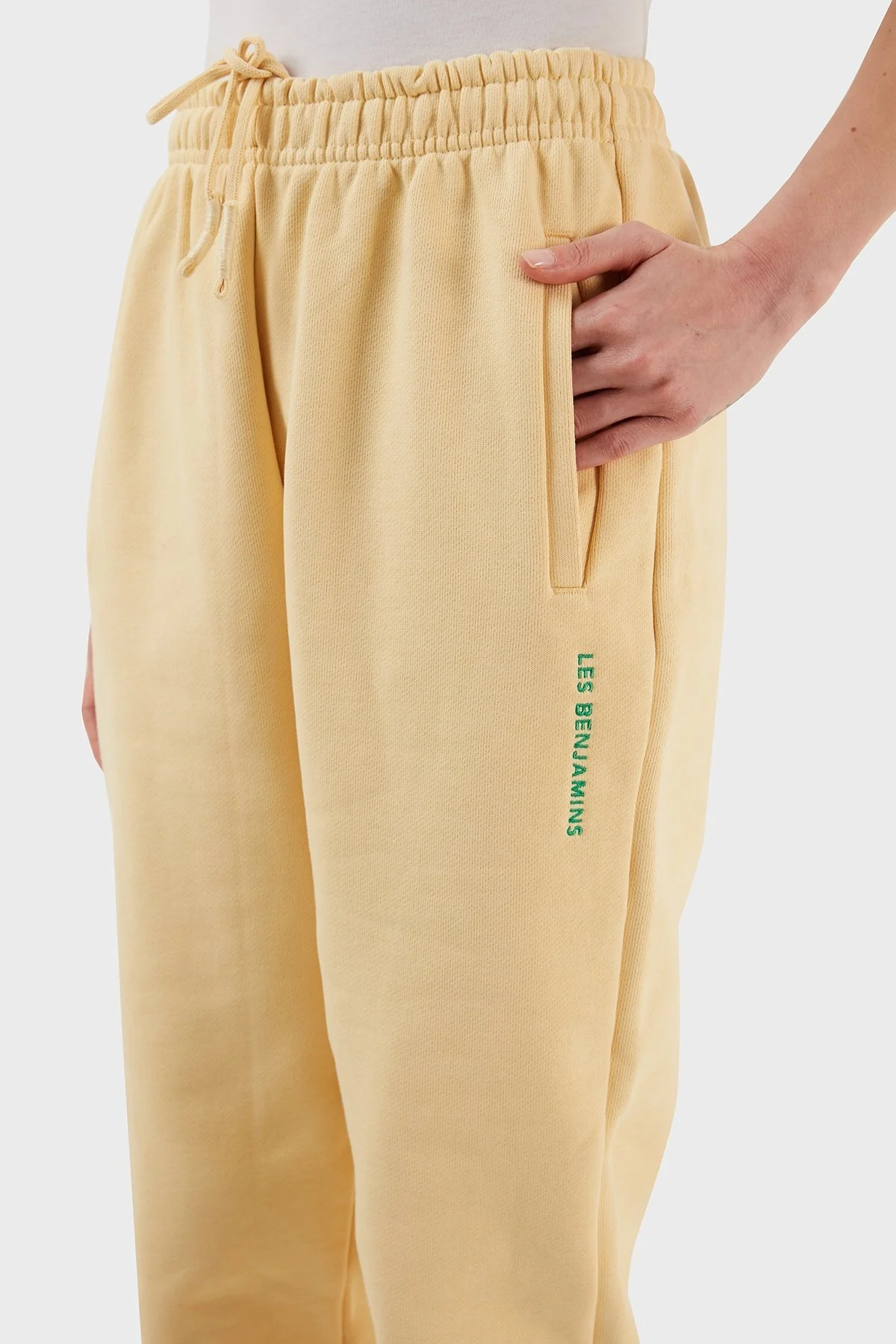 Les Benjamins % 100 Organik Pamuklu Regular Fit Jogger Spor Bayan Pantolon LB22SSESSFUSP-306 SARI - 4