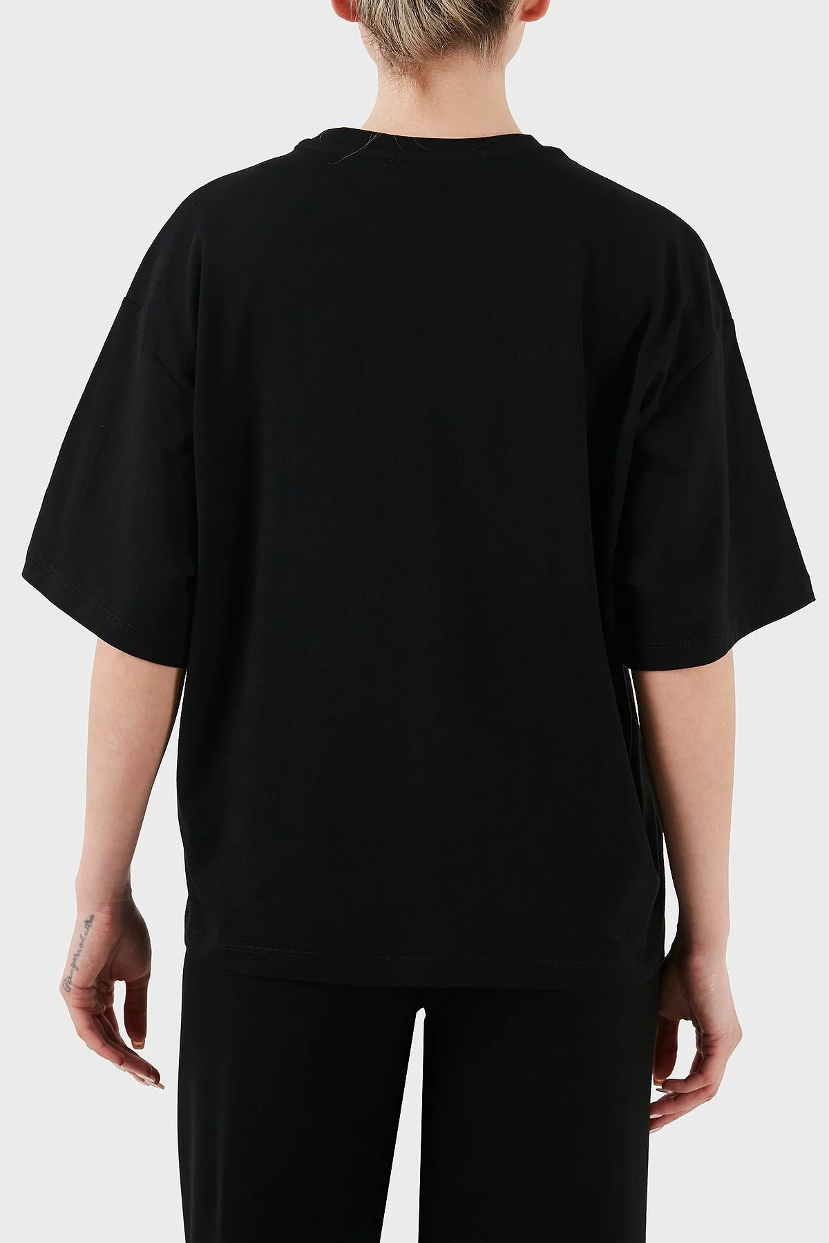 Les Benjamins % 100 Pamuk Oversize Fit Bisiklet Yaka Logolu Bayan T Shirt LBNOOSESSFUTS-307 SİYAH - 9