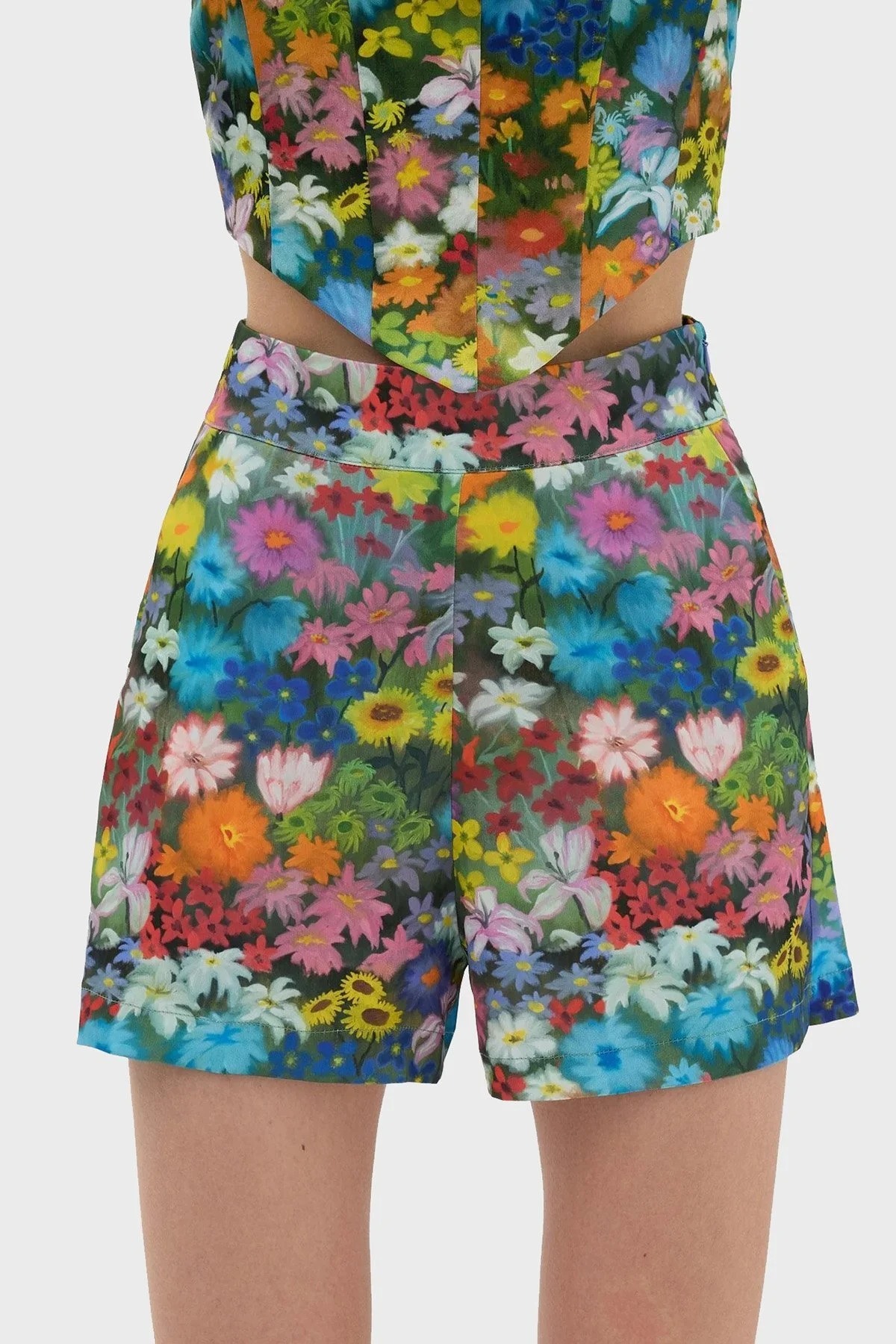 Les Benjamins Çiçek Desenli Yüksek Bel Relaxed Fit Bayan Short LB23SSHOEFUSO-501 MAVİ-TURUNCU - 2