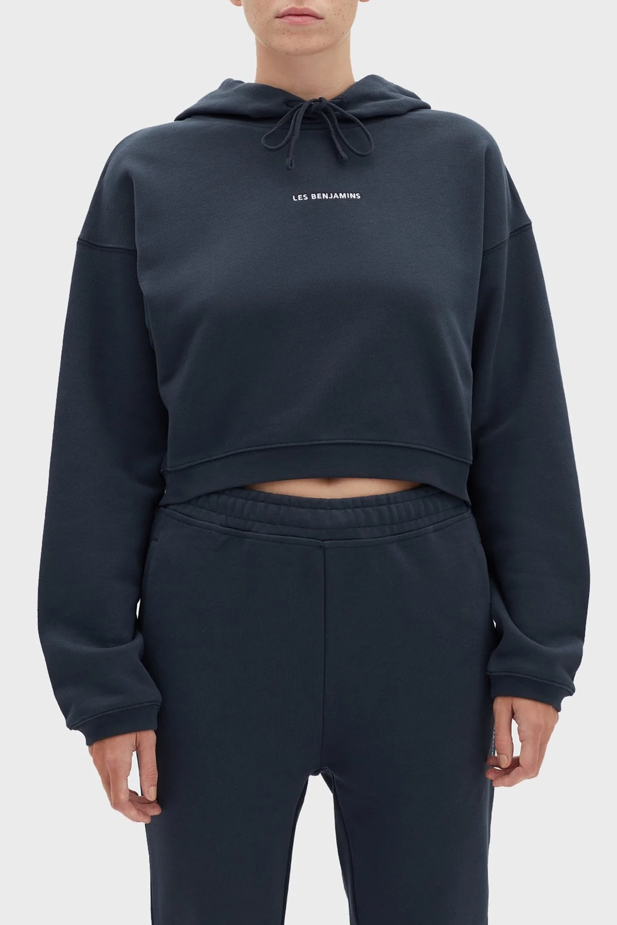 Les Benjamins Logolu Regular Fit Kapüşonlu % 100 Pamuk Crop Bayan Sweat LB22FWESSFUHD-303 LACİVERT - 1